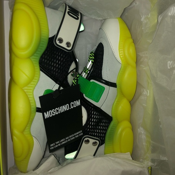 Moschino Sneakers - Picture 1 of 2